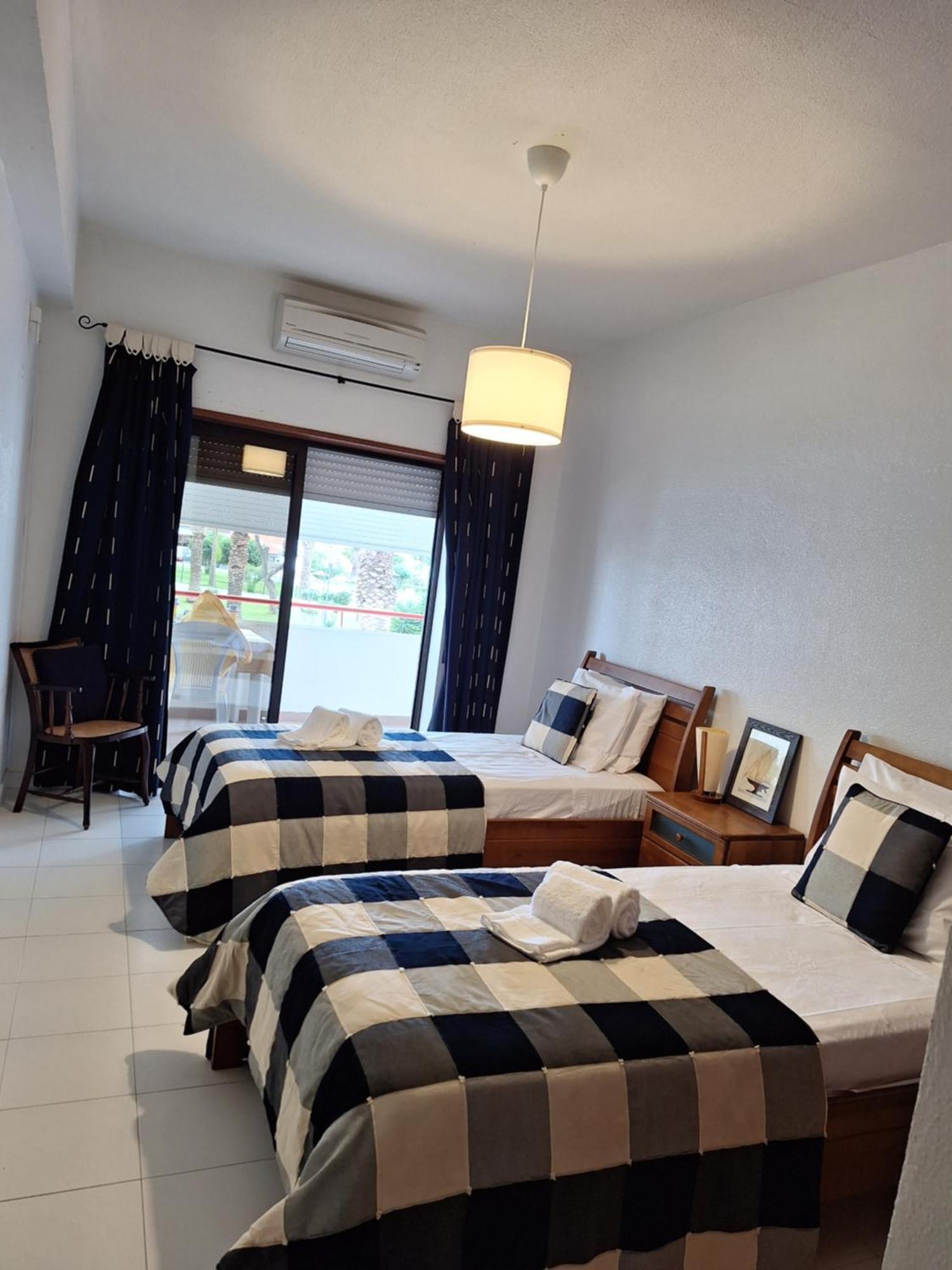 Palmeira Sol- 2 Bedrooms 300M From The Beach Ocean View 포르체스 외부 사진